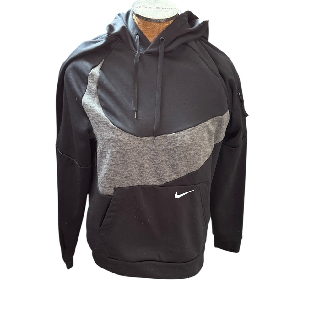 Nike Hoodie in Black and Gray Size M